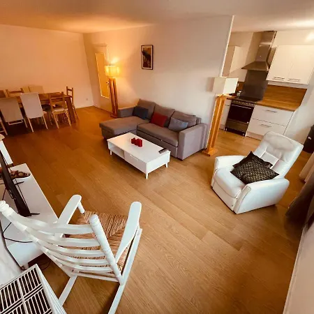 Un Moment Familial - 279