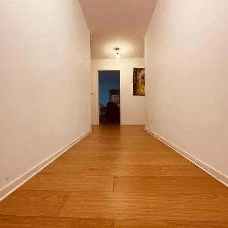 Un Moment Familial - 279 Apartment